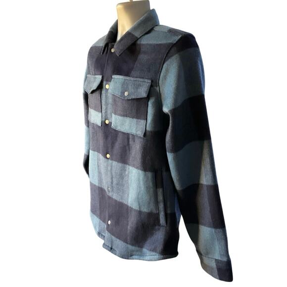 VRST Wool Blend Blue Buffalo Plaid Shirt Jacket Shacket Size S - Picture 3 of 9